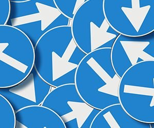 Paradoja, aparente contradicción y tensión