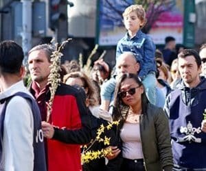 Qué nos hace familia: ¿la biología o la fe?